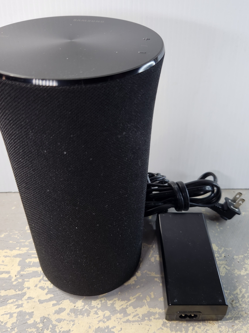 Samsung Radiant360 R1 WAM1500 Wireless 360° Wi-Fi Bluetooth Speaker Black
